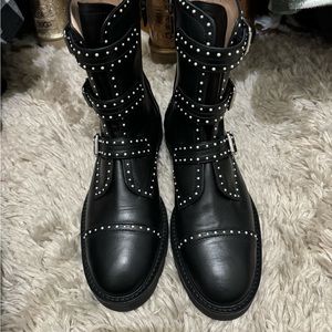 Stuart Weitzman Jesse Lift studded boots